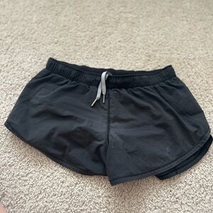 Lululemon adjustable shorts size 4